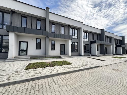 будинок за адресою Шостаковича, 30