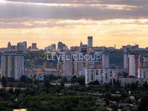 квартира за адресою Ревуцького вул., 9