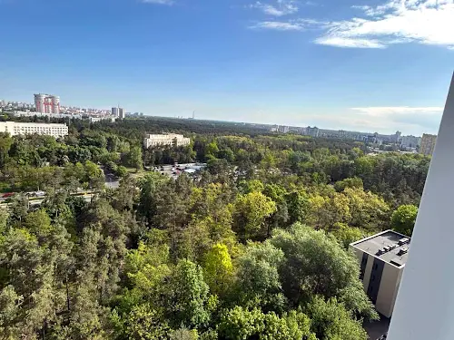 квартира за адресою Воскресенська вул., 18