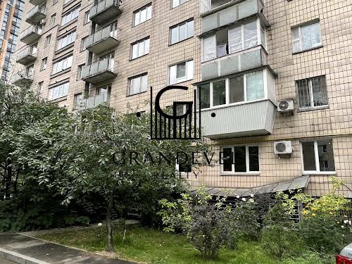 коммерческая по адресу Предславинская ул., 51