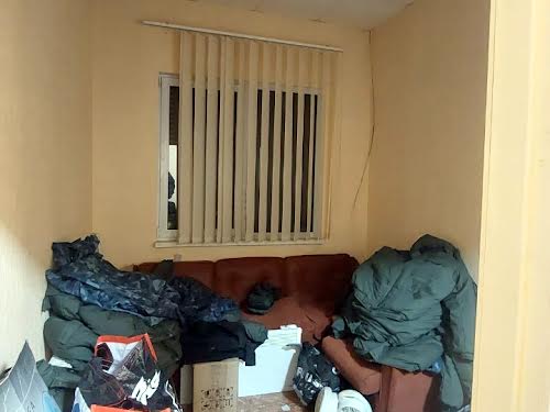 комерційна за адресою Космонавтів вул., 31