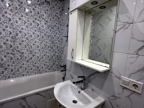 квартира по адресу Боголюбова ул., 1