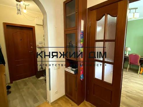 квартира за адресою Драгоманова вул., 8-А