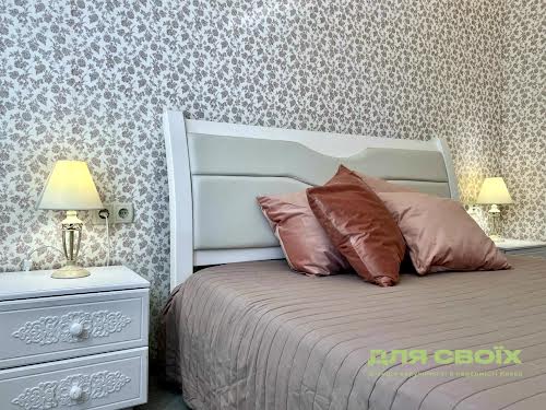 квартира по адресу Комарова, 38