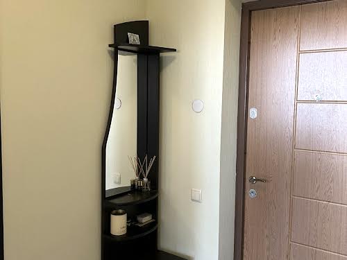 квартира за адресою Богатирська вул., 6а