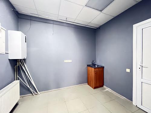 комерційна за адресою Боголюбова вул., 34