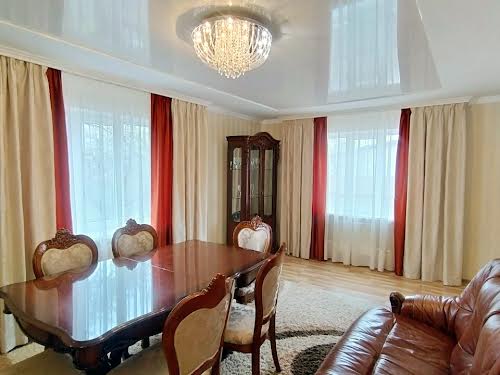 будинок за адресою Маршалківка вул., 10
