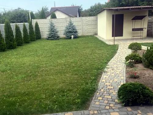 будинок за адресою Урожайна вул., 19