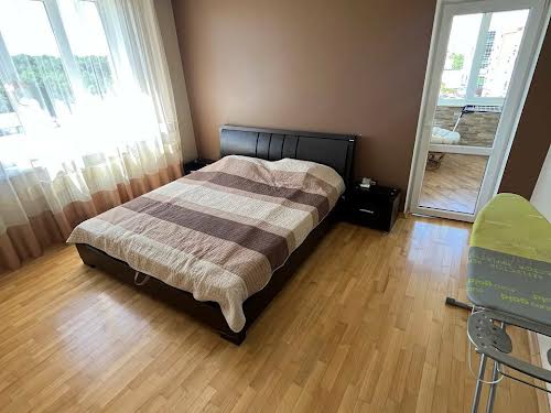квартира за адресою Червоної Калини просп., 72а