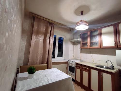 квартира за адресою Дорогожицька вул., 18