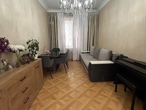 квартира за адресою Канатна вул., 102