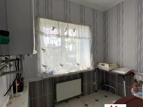 будинок за адресою Центральна