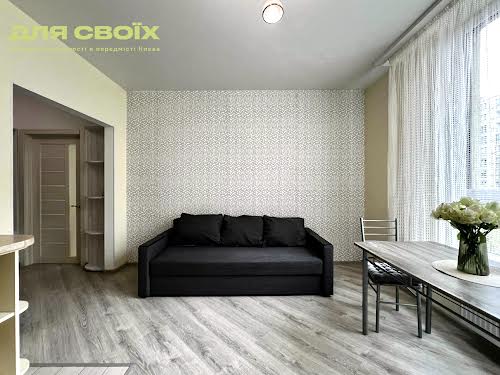 квартира за адресою Журавлина, 4