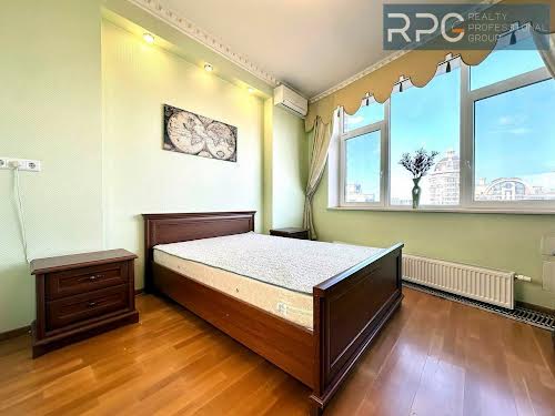 квартира по адресу Старонаводницкая ул., 13
