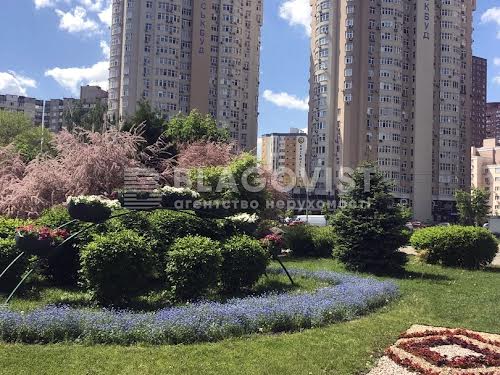 квартира по адресу Драгоманова ул., 40-З