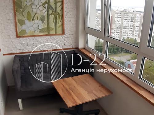 квартира за адресою Ревуцького вул., 7-В
