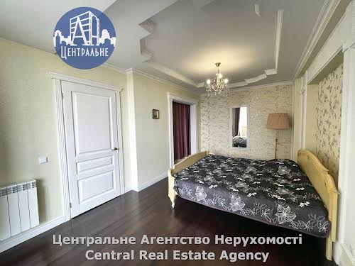 квартира за адресою Героїв Майдану вул. (Червоноармійська), 55