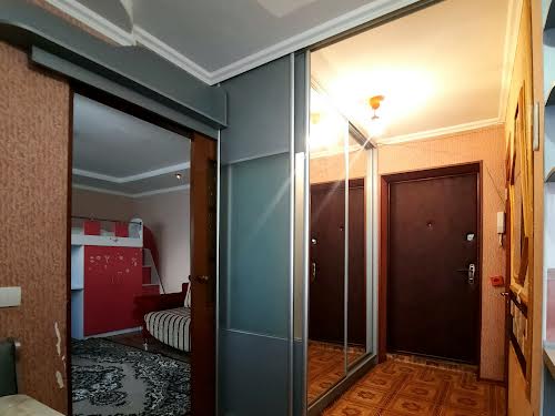 квартира за адресою пр-т Л.Українки, 72
