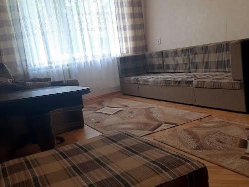 квартира за адресою Роксоляни, 29