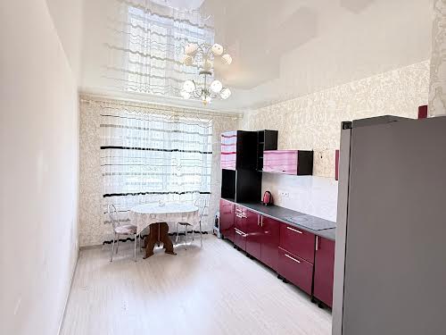 квартира за адресою Перлинна вул., 1б