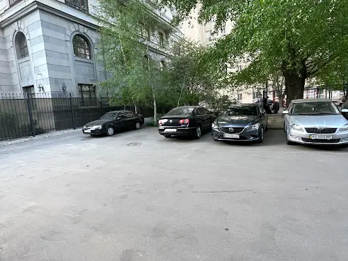 квартира за адресою Панаса Мирного вул., 20