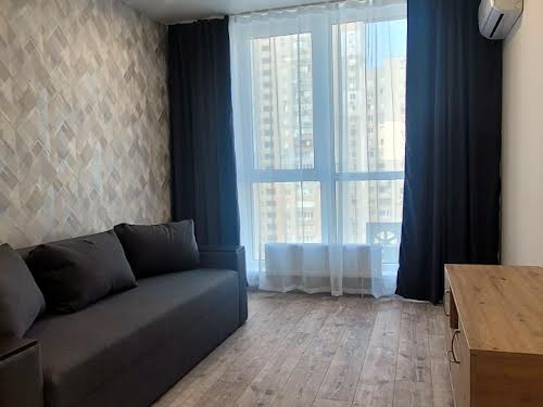 квартира за адресою Ревуцького вул., 40-Б