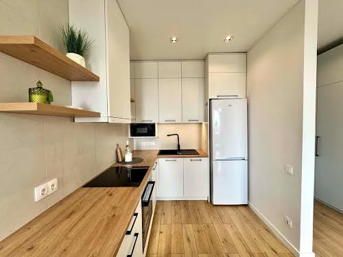 квартира за адресою Михайла Максимовича, 38Д