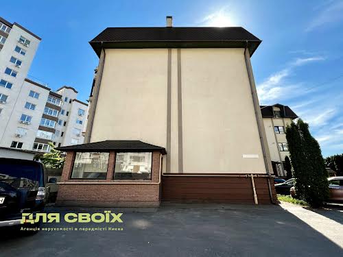 комерційна за адресою Освіти, 14