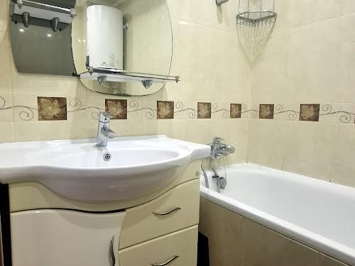 квартира по адресу Генерала Петрова ул., 74/2