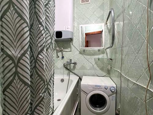 квартира за адресою Бажана вул., 16