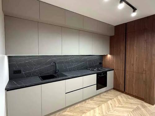 квартира за адресою Юхновського, 27