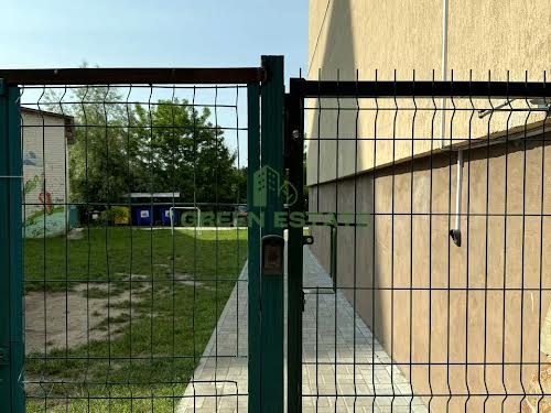 комерційна за адресою Львів, лисинецька, 2а