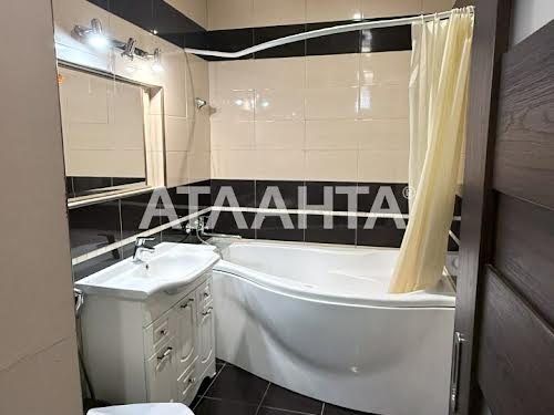 квартира за адресою Перлинна вул., 3