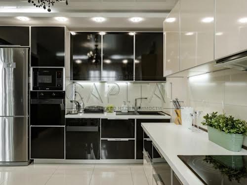 квартира за адресою Драгоманова вул., 1-Л