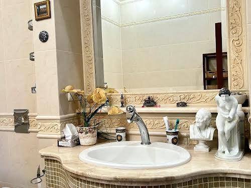 квартира по адресу Французский бульв., 35