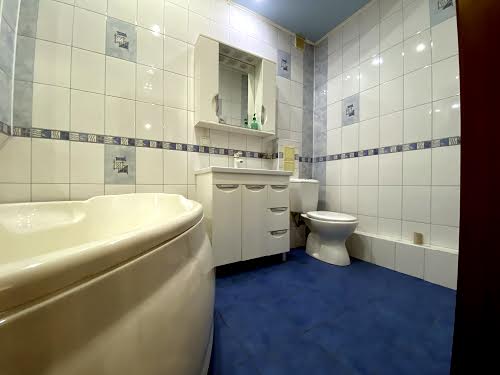 квартира за адресою Сергія Колачевського, 30