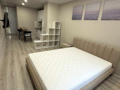 квартира за адресою Миколи Лукаша вул., 5
