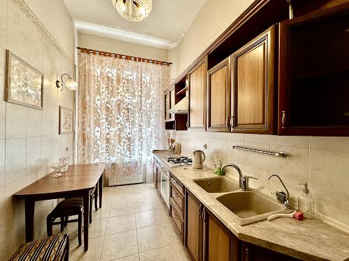 квартира за адресою Маразліївська вул., 5