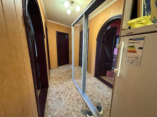 квартира за адресою Артема, 34