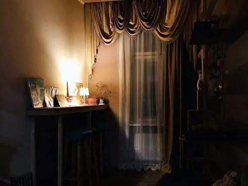 квартира за адресою Лазнева вул., 8