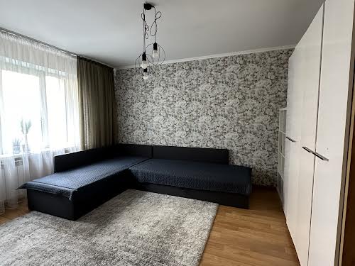 квартира за адресою Драгоманова вул., 5