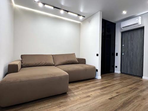 квартира за адресою Степана Бандери вул., 79