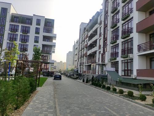 квартира за адресою Владислава Бувалкіна вул., 60