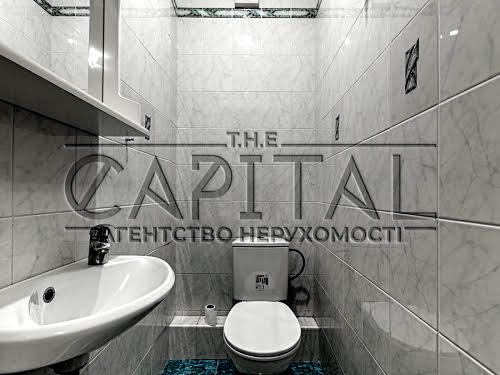 квартира за адресою Старонаводницька вул., 4б