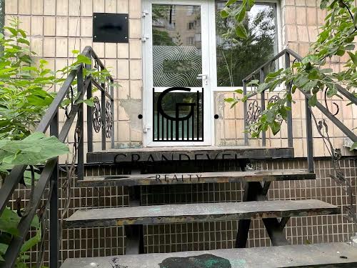 коммерческая по адресу Предславинская ул., 51