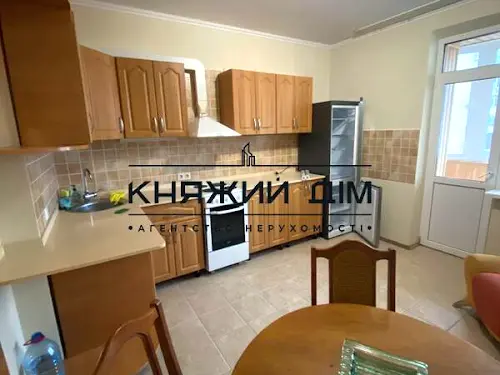квартира за адресою Степана Руданського вул., 4-6