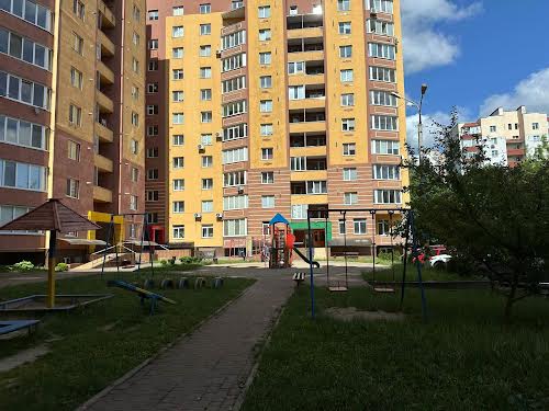 квартира за адресою Панаса Мирного вул., 7/1