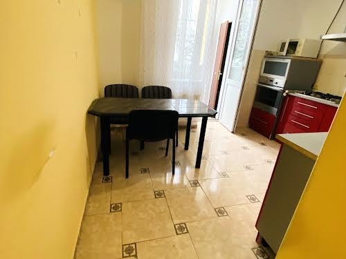 квартира за адресою Джорджа Вашингтона вул. (), 4а