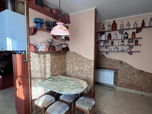квартира за адресою Лісова, 3