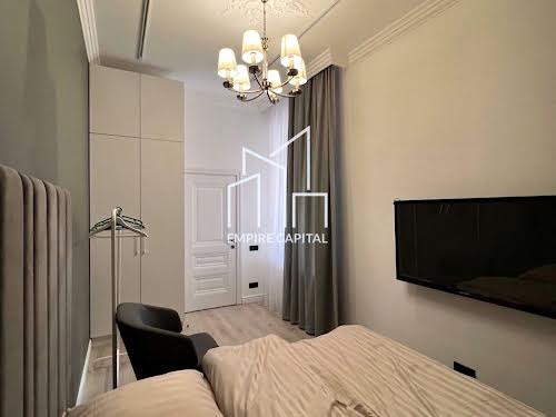 квартира по адресу Кулиша ул., 11